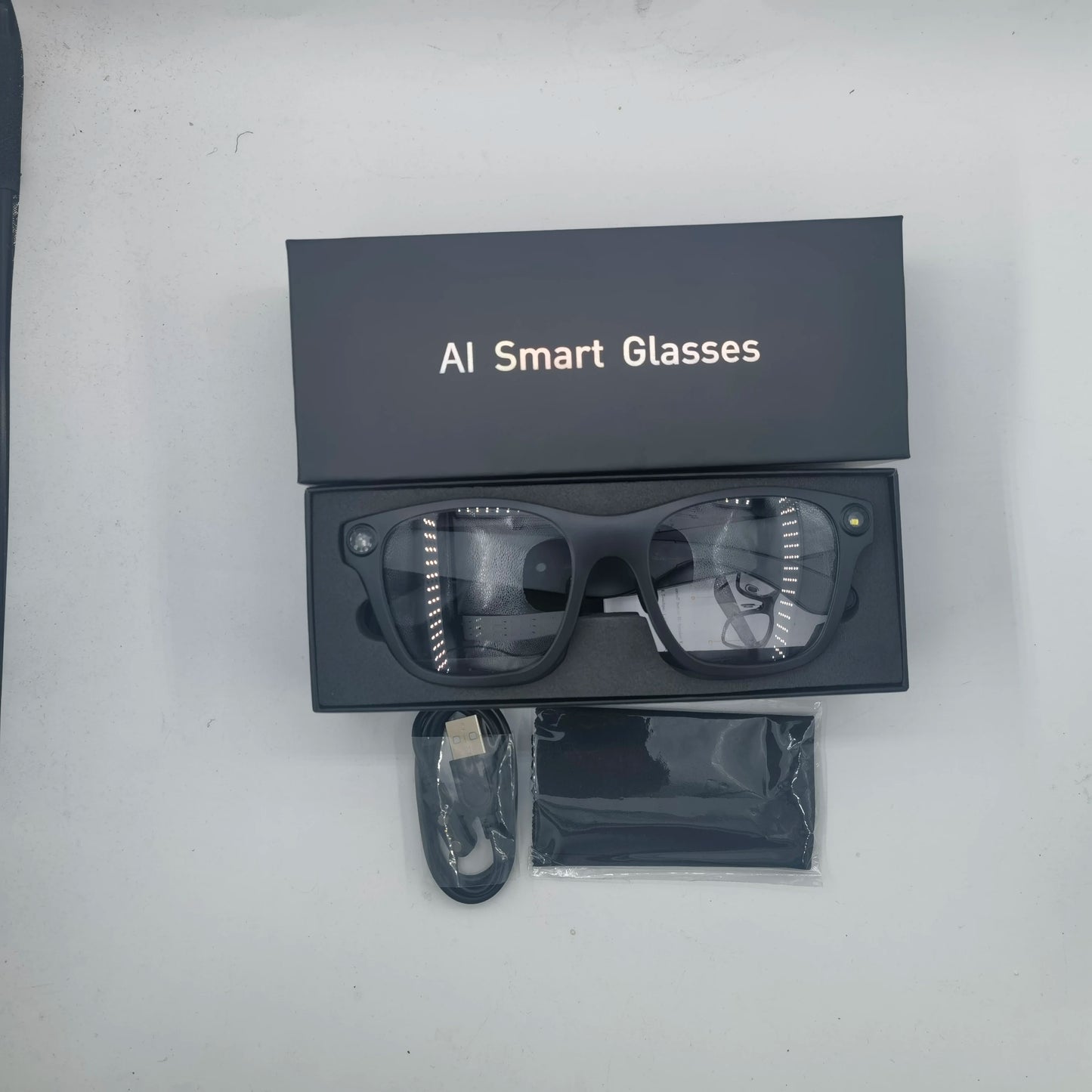 S3336 Smart Glasses with AI Translation, Video Recording, 200W Camera, and Bluetooth Calling for Men and Women